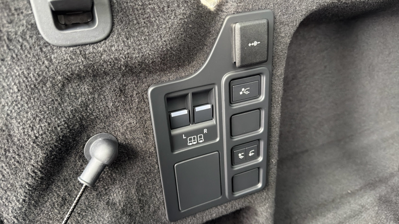 Land Rover Discovery 3.0 D350 Dynamic HSE 5dr Auto Diesel Station Wagon